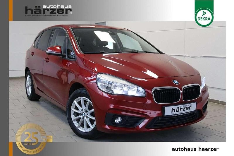Flamencorot brillant Gebraucht 2015 BMW 218 Van / Kleinbus | 11.990 € (Fairer Preis) - Bild 1/4
