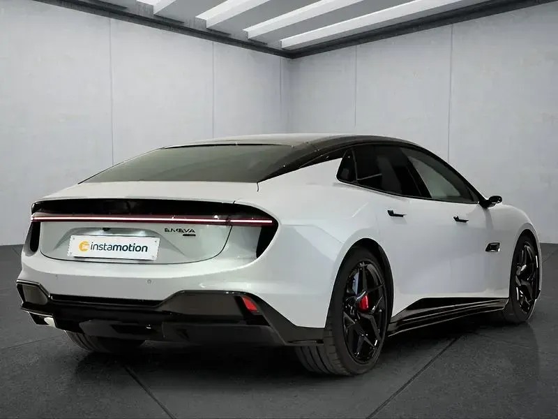 Neu Lotus Emeya 450 kW (612 PS) 2025 Grau Kleinwagen
