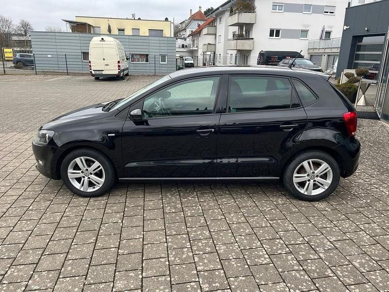 Second-hand VW Polo Match 60 CP (44 kW) 2012 Negru Hatchback