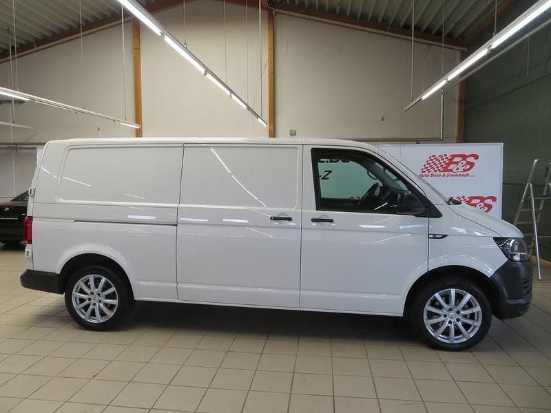 Gebraucht VW Transporter 150 PS (110 kW) 2019 Weiß Van