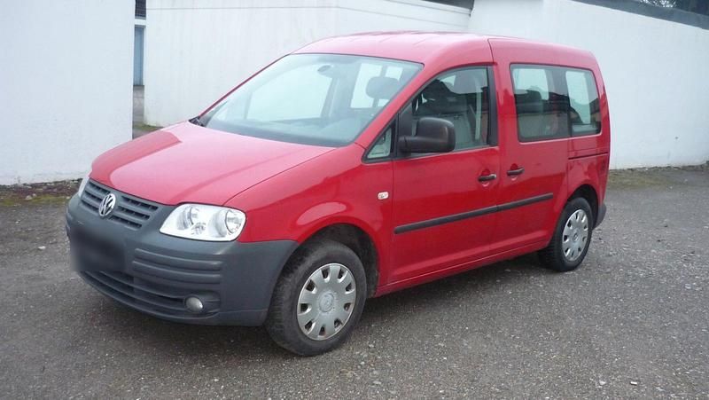 Usado VW Caddy 109 CV (80 kW) 2009 Rojo Monovolumen