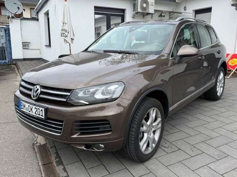Graciosabraun metallic Gebraucht 2011 VW Touareg SUV | 18.980 € (Teuer) - Bild 1/4