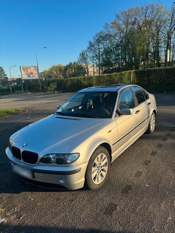 Gebraucht BMW 316 116 PS (85 kW) 2003 Silber Limousine