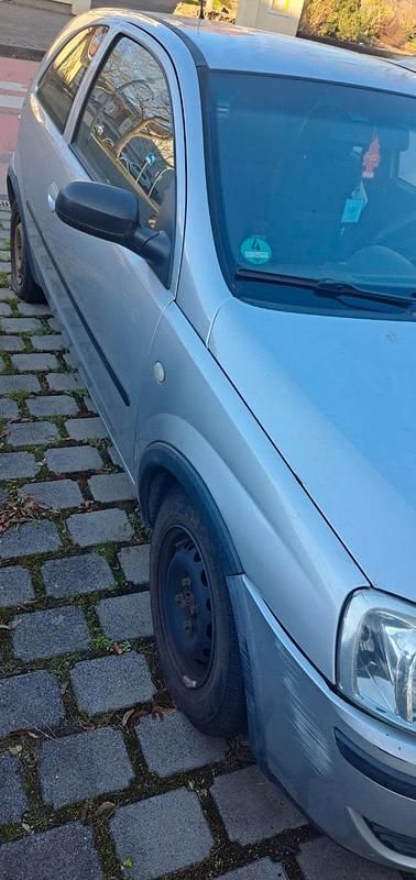 Silber Gebraucht 2003 Opel Corsa Kleinwagen | 550 € - Bild 1/4