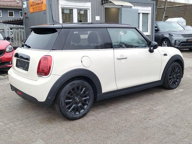 Gebraucht Mini Cooper D 116 PS (85 kW) 2019 Beige Kleinwagen
