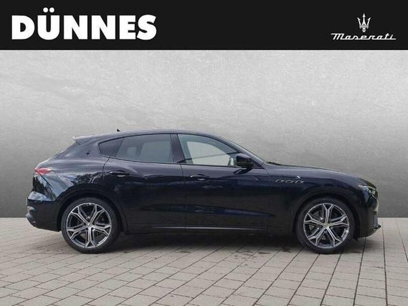 Gebraucht Maserati Levante 430 PS (316 kW) 2021 Schwarz (nero ribelle mica) SUV