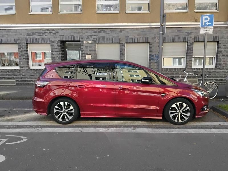 Gebraucht Ford S-MAX ST-Line 241 PS (177 kW) 2019 Rot Van / Kleinbus