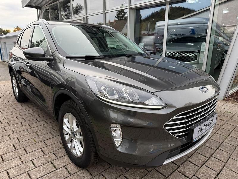 Gebraucht Ford Kuga 224 PS (164 kW) 2022 Grau SUV
