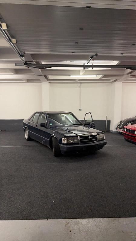 Gebraucht Mercedes 190 Sportline 109 PS (80 kW) 1992 Blau Limousine