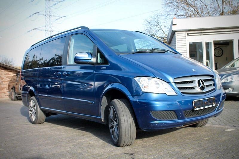 Gebraucht Mercedes Viano Edition 163 PS (119 kW) 2013 Blau Van / Kleinbus