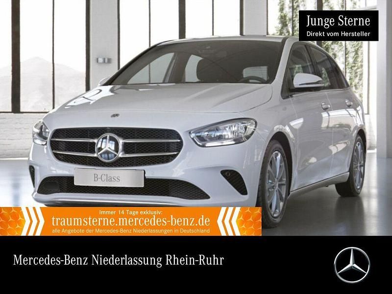Weiß Gebraucht 2022 Mercedes E250 Advanced Limousine | 24.990 € (Guter Preis) - Bild 1/3