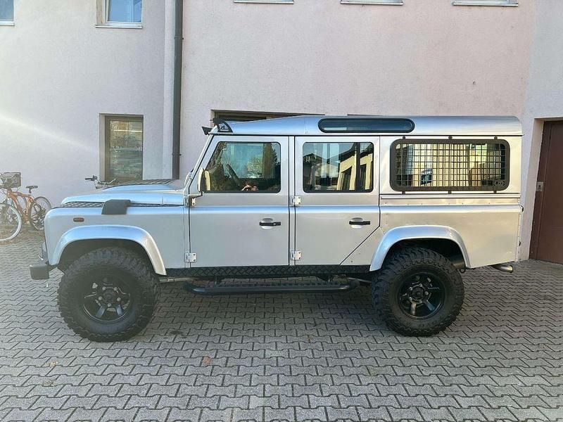Gebraucht Land Rover Defender S 122 PS (89 kW) 2008 Silber Kombi
