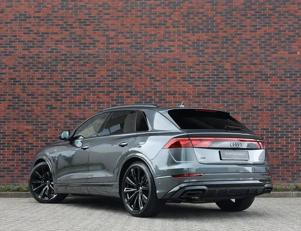 Ny Audi Q8 Design 489 HK (359 kW) 2026 Grå SUV