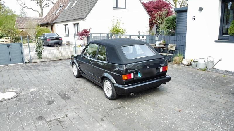 Gebraucht VW Golf Cabriolet 95 PS (69 kW) 1988 Schwarz Cabrio