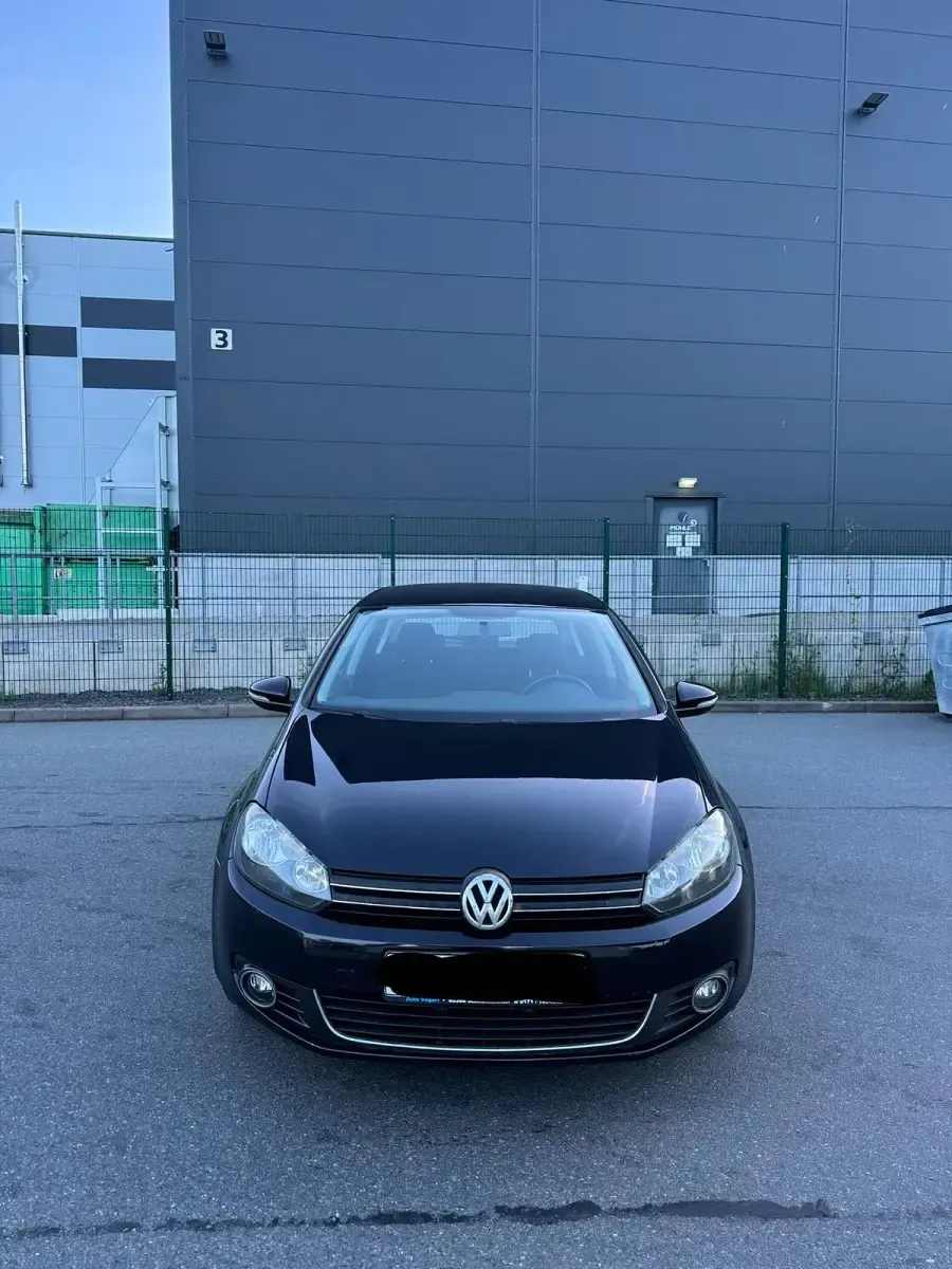 Gebraucht VW Golf VI 105 PS (77 kW) 2010 Schwarz Kleinwagen