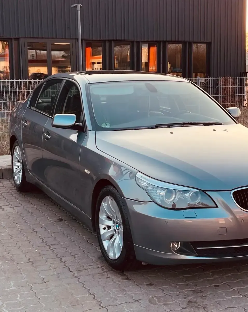 Gebraucht BMW 520 Shadowline 170 PS (125 kW) 2008 Grau Limousine
