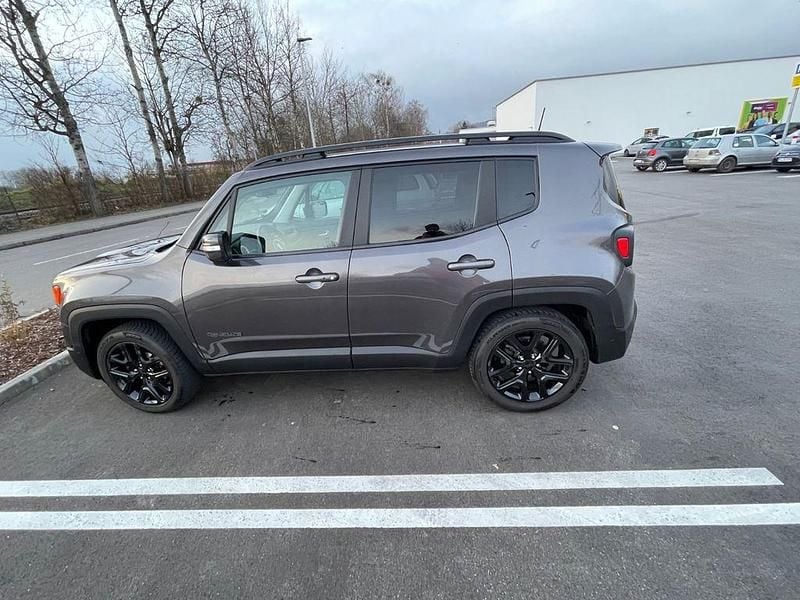 Grau Gebraucht 2018 Jeep Renegade Limited SUV | 11.900 € (Guter Preis) - Bild 1/4