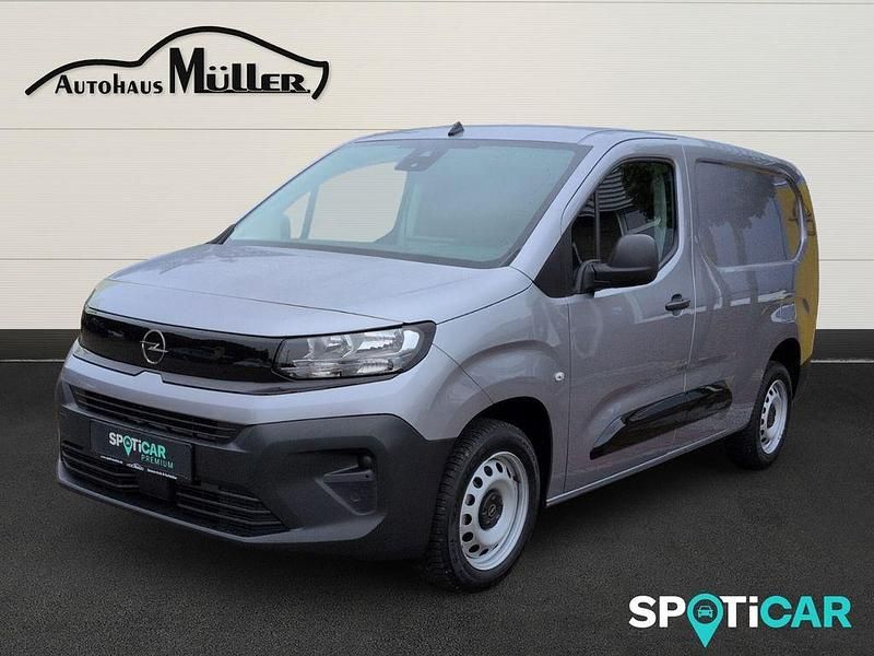 Grau Gebraucht 2024 Opel Combo Van / Kleinbus | 19.645 € (Fairer Preis) - Bild 1/4