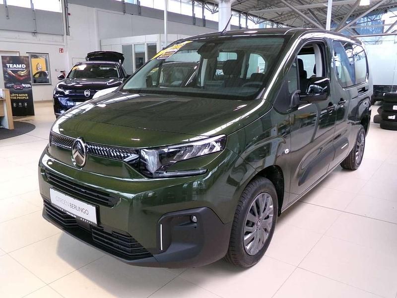 Neu Citroën Berlingo 131 PS (96 kW) 2026 Sirkkagrün Van / Kleinbus