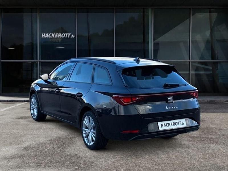 Ny Seat Leon Style 150 HK (110 kW) 2025 Sort Sedan