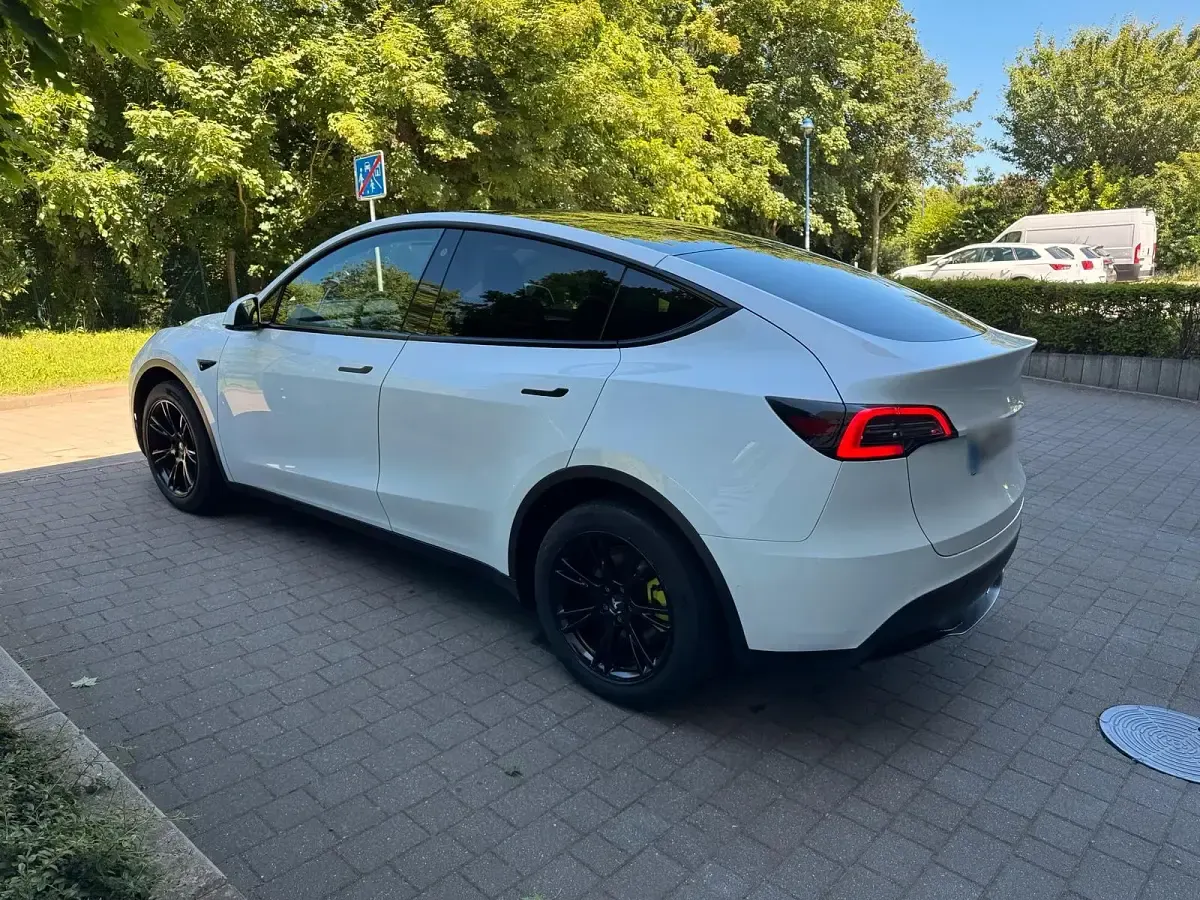 Gebraucht Tesla Model Y Long Range AWD 378 kW (514 PS) 2021 Weiß SUV