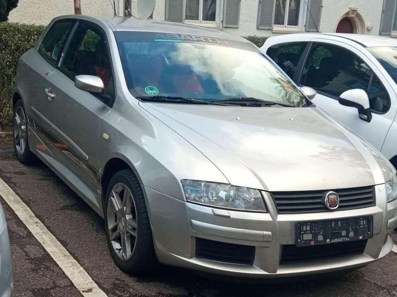 Silber Gebraucht 2002 Fiat Stilo Abarth Limousine | 7.500 € - Bild 1/4