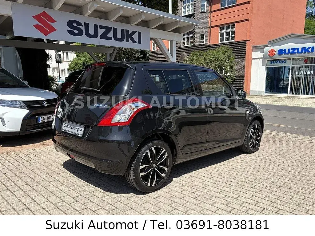 Gebraucht Suzuki Swift X-TRA 94 PS (69 kW) 2017 Schwarz Kleinwagen