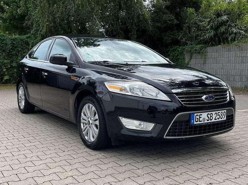 Schwarz Gebraucht 2009 Ford Mondeo Ghia Limousine | 5.250 € (Teuer) - Bild 1/4
