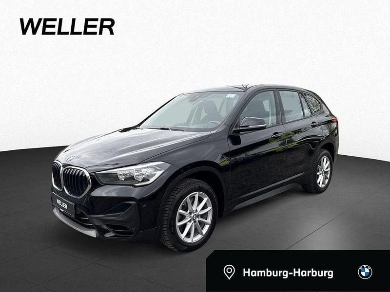 Schwarz (schwarz) Gebraucht 2022 BMW X1 Advantage SUV | 21.950 € (Guter Preis) - Bild 1/4
