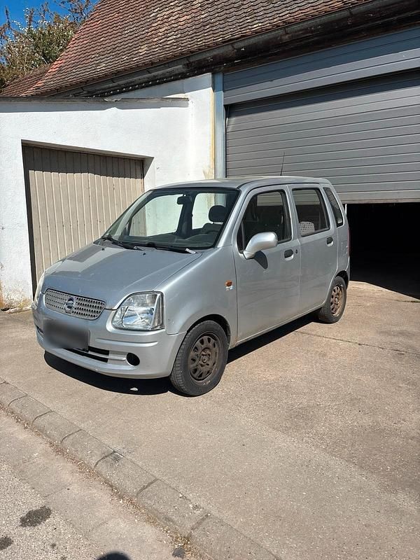 Second-hand Opel Agila 60 CP (44 kW) 2002 Argintiu Monovolum