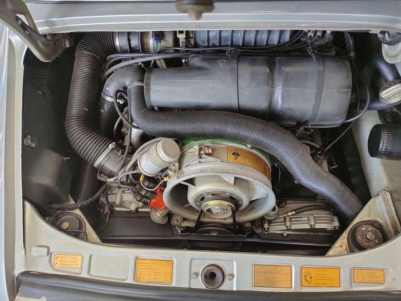 Second-hand Porsche 911 1975 Argintiu