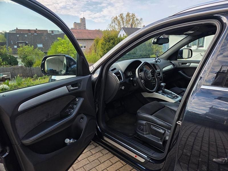 Second-hand Audi Q5 170 CP (125 kW) 2012 Albastru SUV