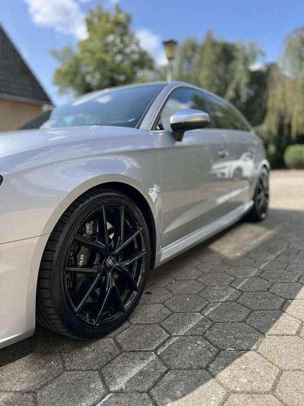 Gebraucht Audi RS3 Performance 367 PS (269 kW) 2016 Limousine