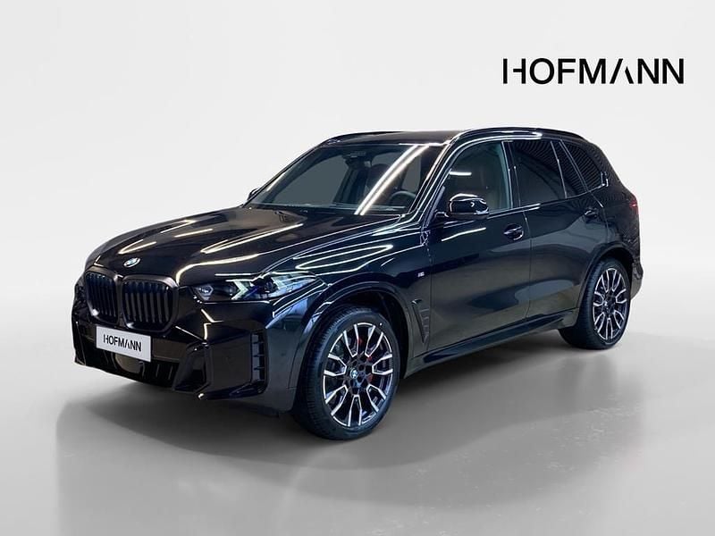 Saphirschwarz metallic Neu 2025 BMW X5 M Sport SUV | 100.940 € (Superpreis) - Bild 1/4