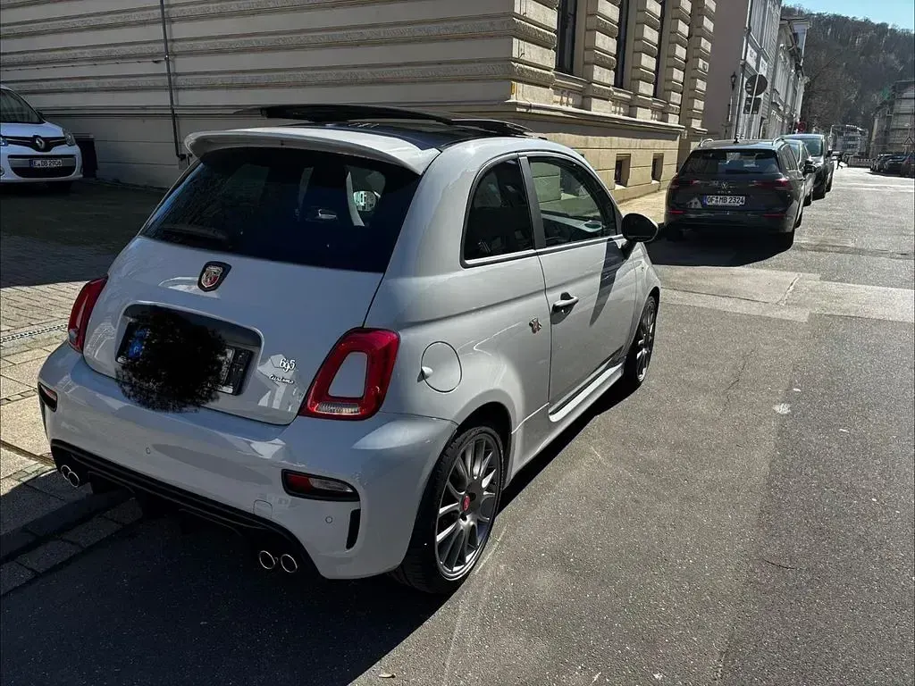 Second-hand Abarth 695 Esseesse 179 CP (131 kW) 2022 Gri Hatchback