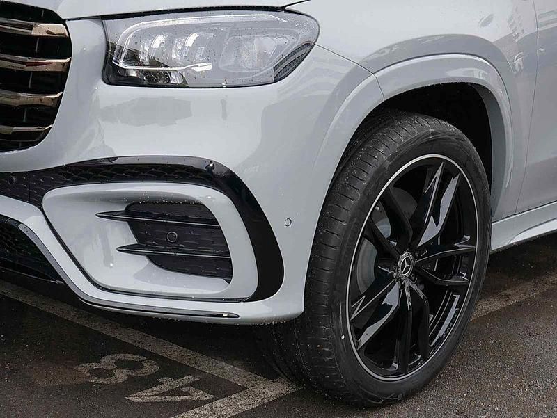 Gebraucht Mercedes GLS450 AMG 367 PS (269 kW) 2025 Metalliclack sodalithblau SUV