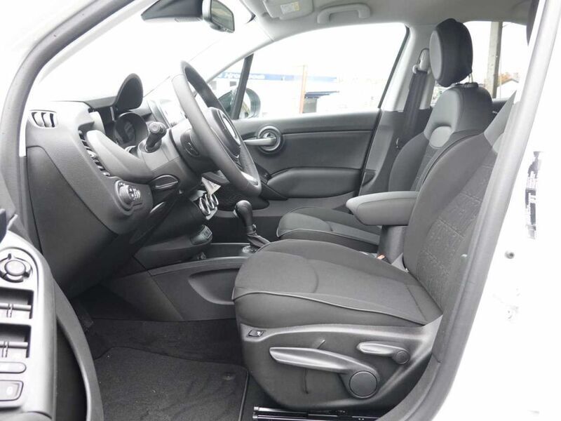 Gebraucht Fiat 500X 131 PS (96 kW) 2024 Weiß SUV