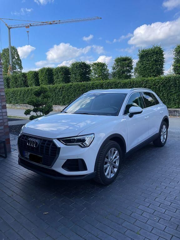 Gebraucht Audi Q3 150 PS (110 kW) 2019 Weiß SUV