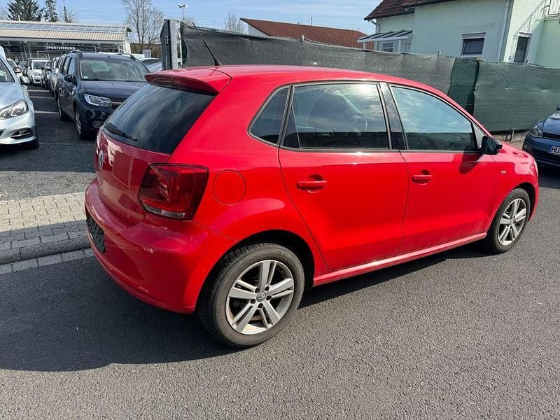 Gebraucht VW Polo Match 90 PS (66 kW) 2012 Rot Kleinwagen