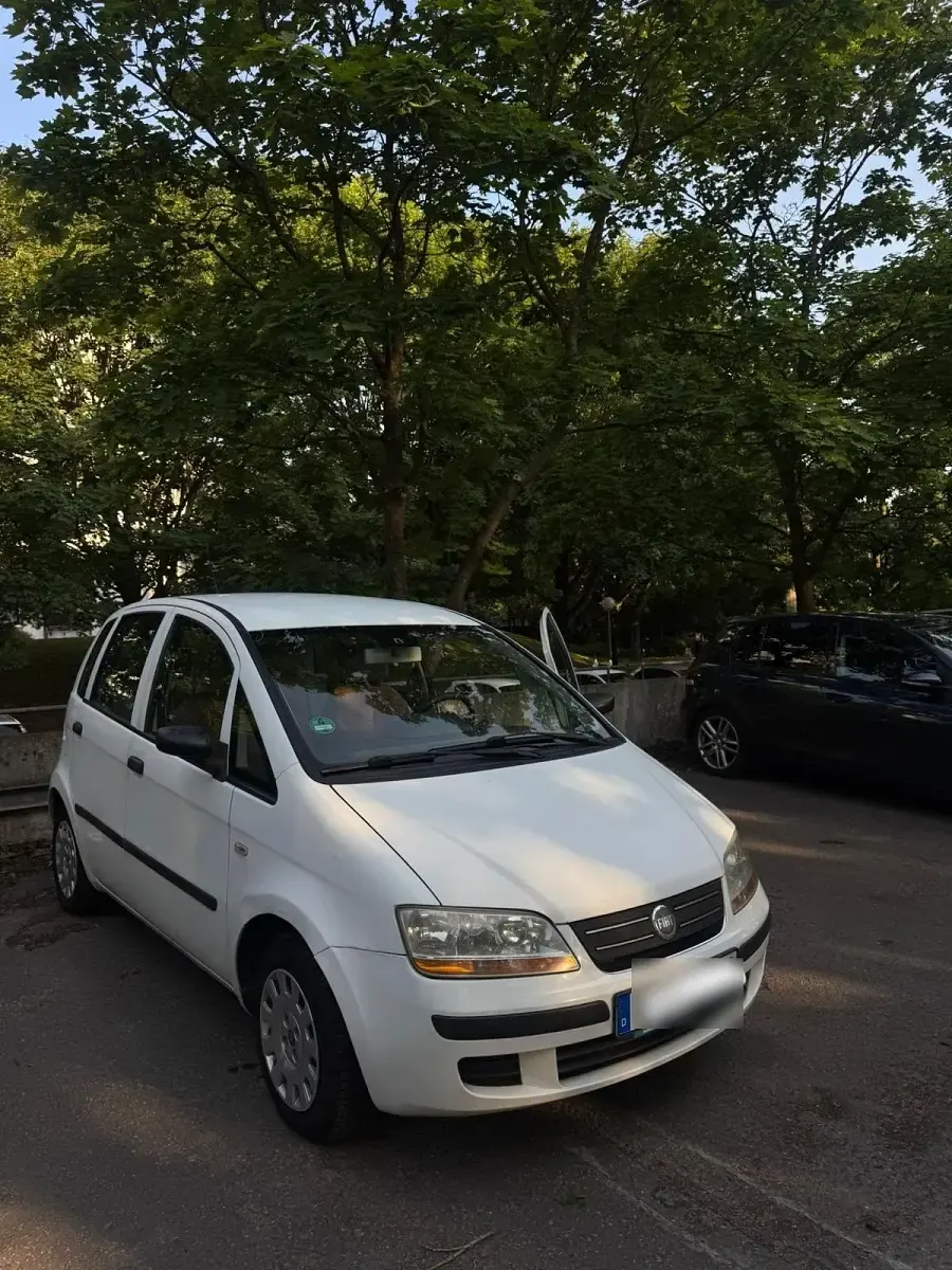 Gebraucht Fiat Idea 95 PS (69 kW) 2005 Weiß Van / Kleinbus