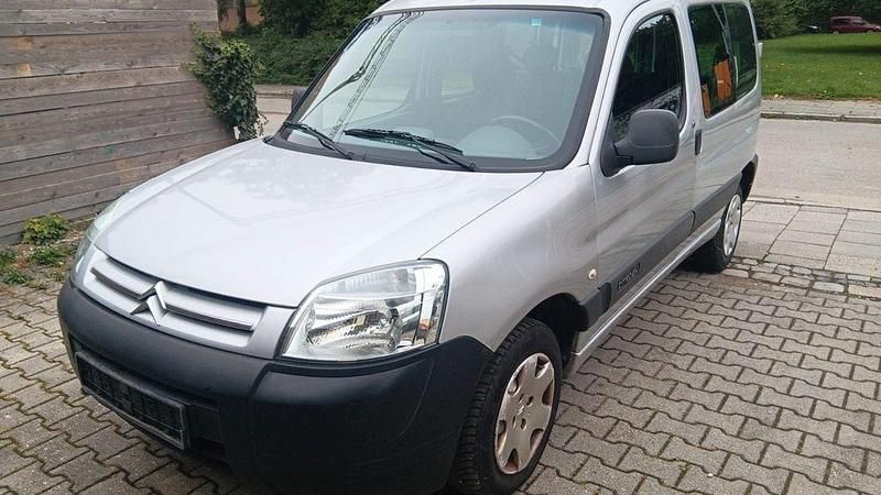 Silber Gebraucht 2006 Citroën Berlingo Advance Van / Kleinbus | 2.750 € (Fairer Preis) - Bild 1/4