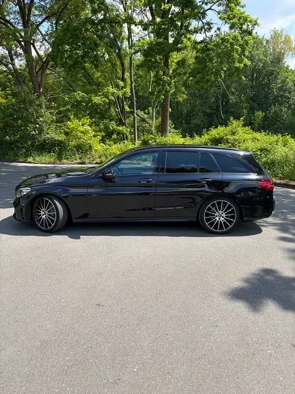 Gebraucht Mercedes C200 AMG line 184 PS (135 kW) 2019 Schwarz Limousine