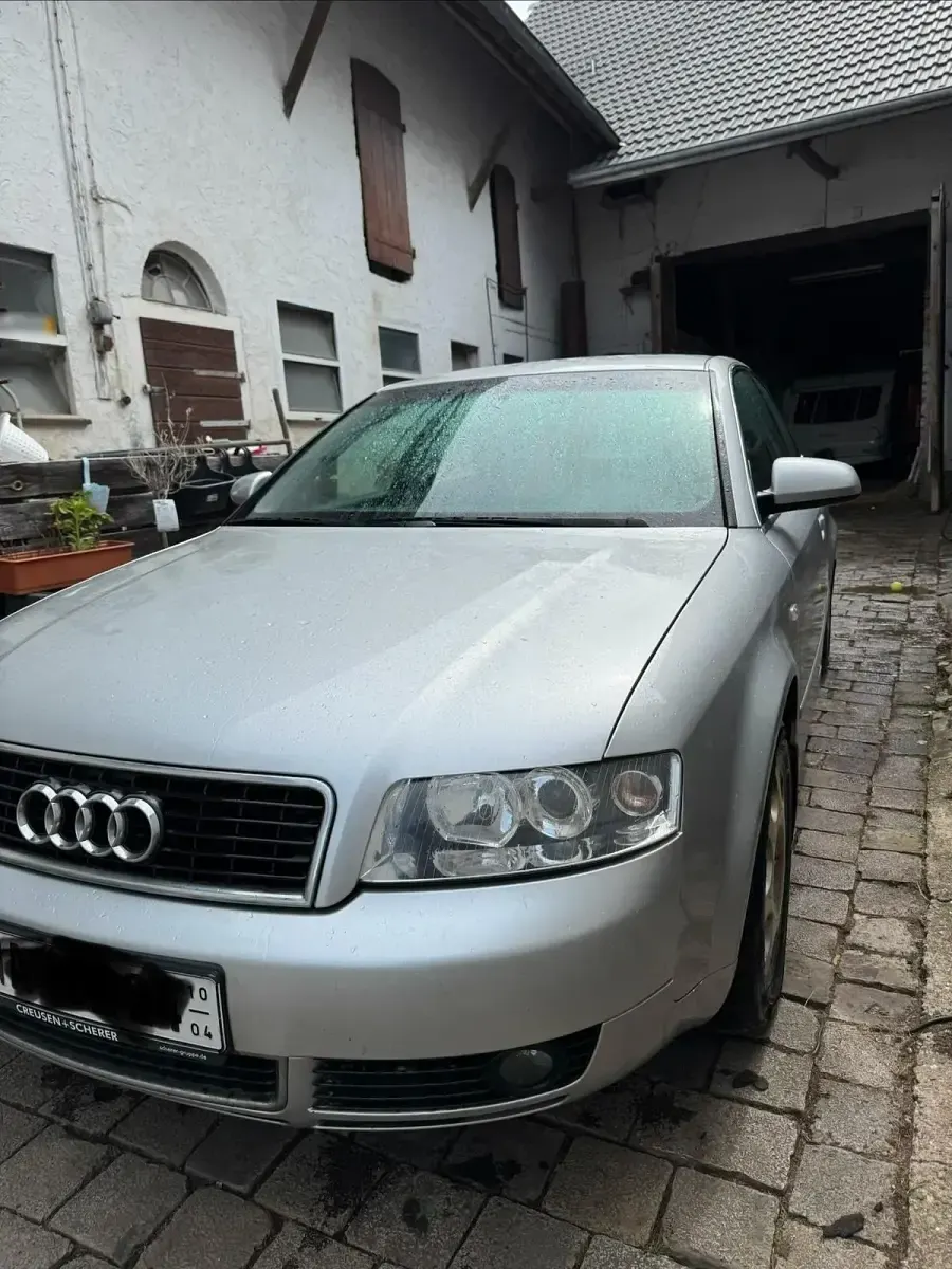 Gebraucht Audi A4 180 PS (132 kW) 2003 Silber Limousine