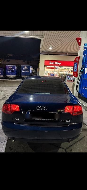 Second-hand Audi A4 2005 Albastru Berlinǎ