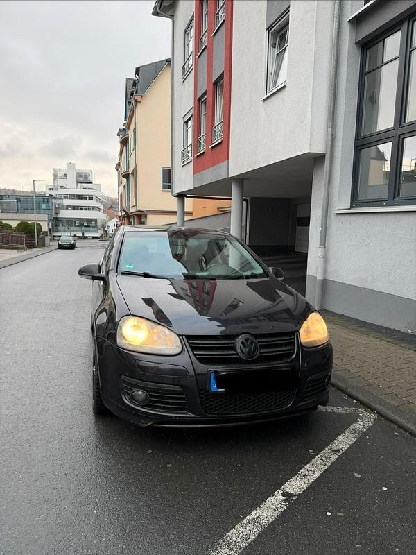 Schwarz Gebraucht 2009 VW Golf VI Coupé | 2.550 € (Teuer) - Bild 1/4