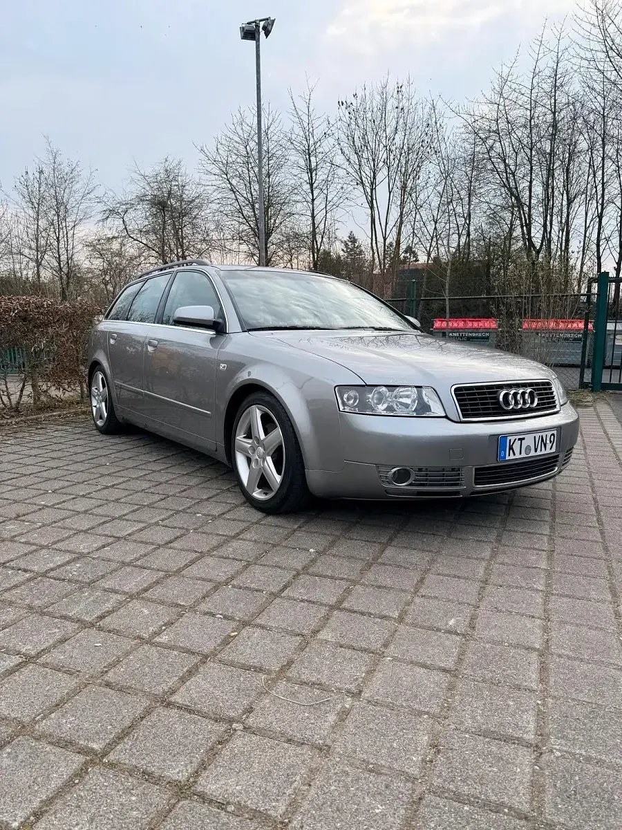 Gebraucht Audi A4 131 PS (96 kW) 2001 Andere farben Kombi