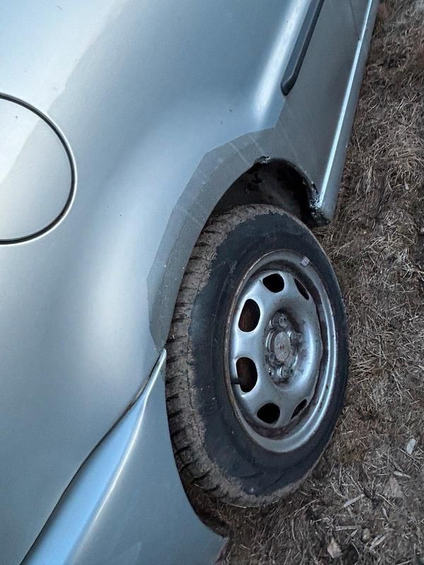 Gebraucht VW Polo 50 PS (36 kW) 1999 Silber Kleinwagen