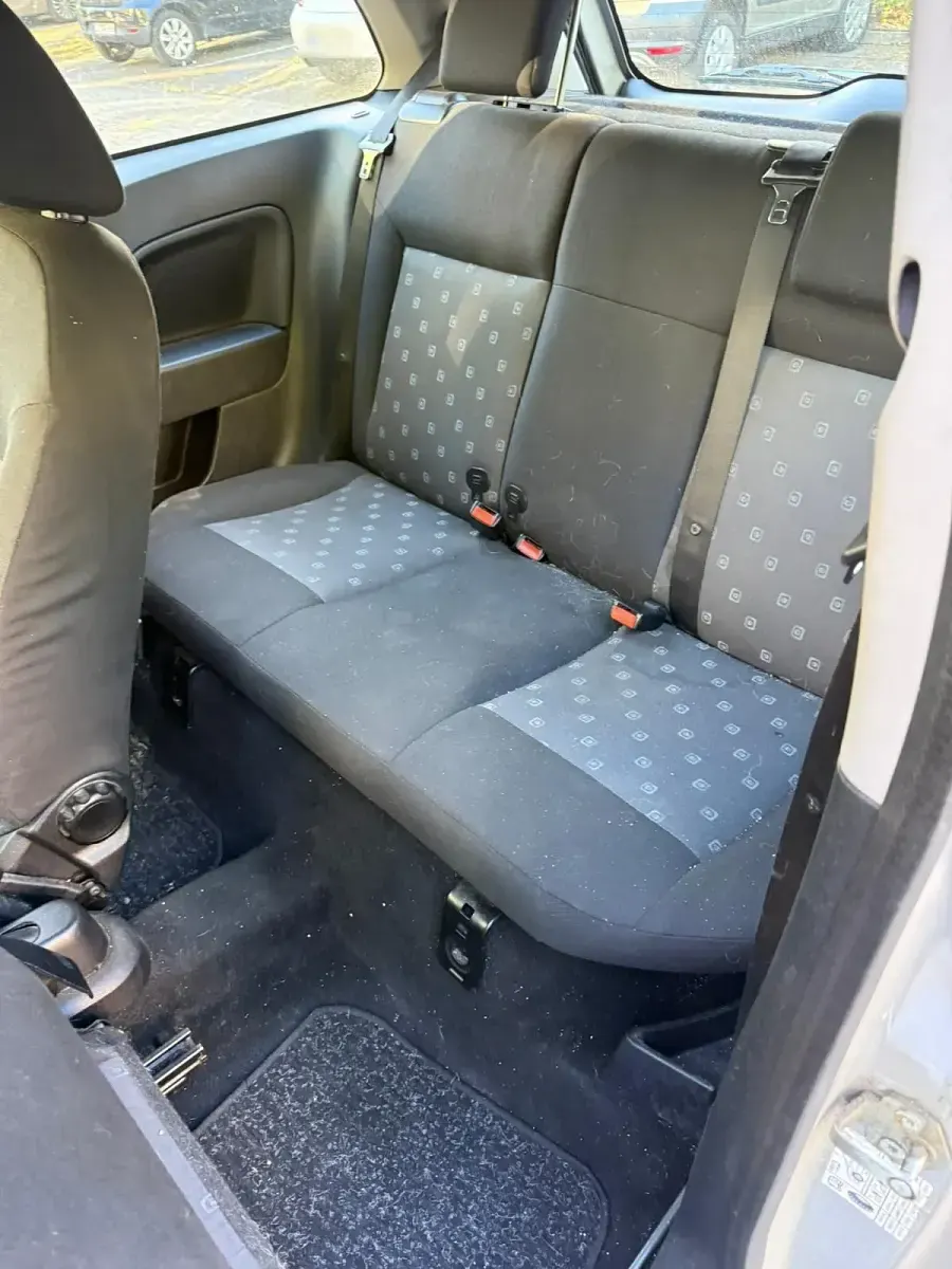 Gebraucht Ford Fiesta 80 PS (58 kW) 2005 Silber Kleinwagen