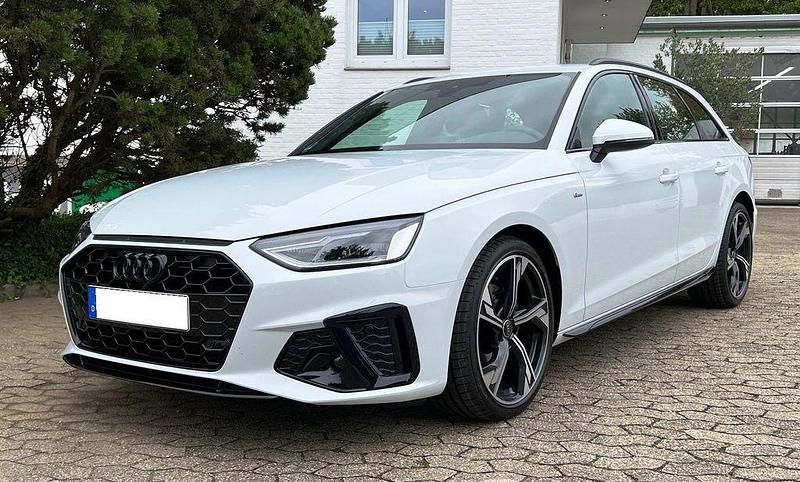 Gebraucht Audi A4 Competition 136 PS (100 kW) 2023 Weiß Kombi