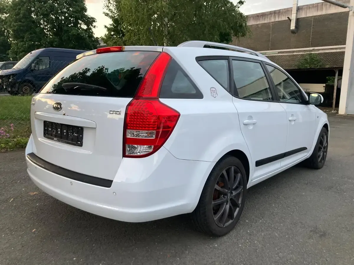 Gebraucht Kia Ceed DREAM-TEAM Edition 116 PS (85 kW) 2012 Kleinwagen